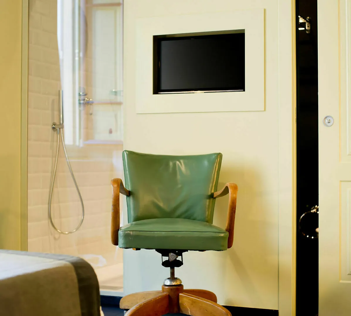 Arnobio Florence Suites Гостевой дом