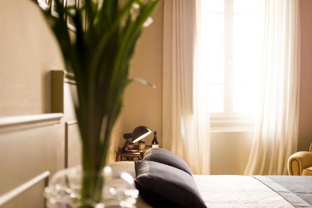 Arnobio Florence Suites 3*,  Italië